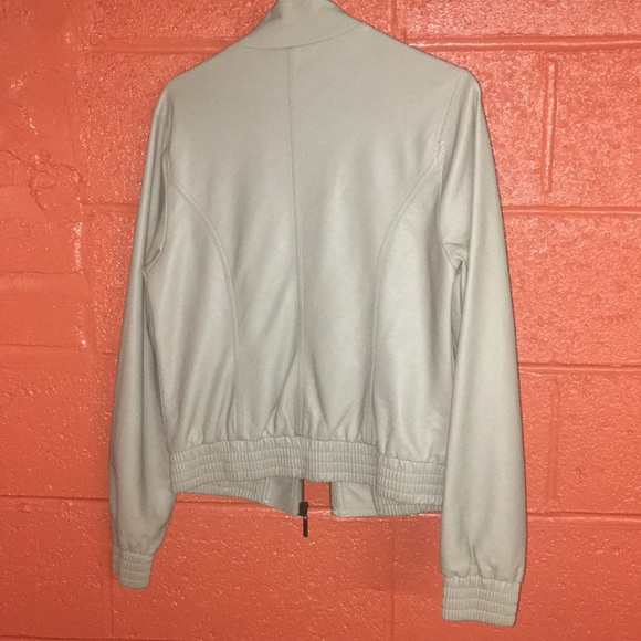 Tan leather jacket - Picture 2 of 2